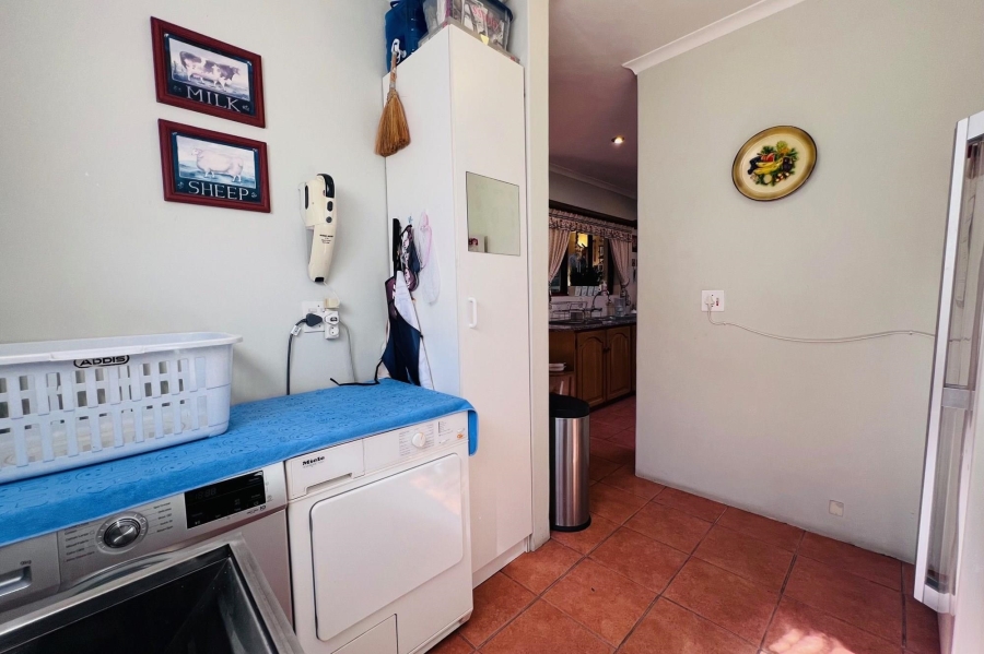 3 Bedroom Property for Sale in De Tijger Western Cape